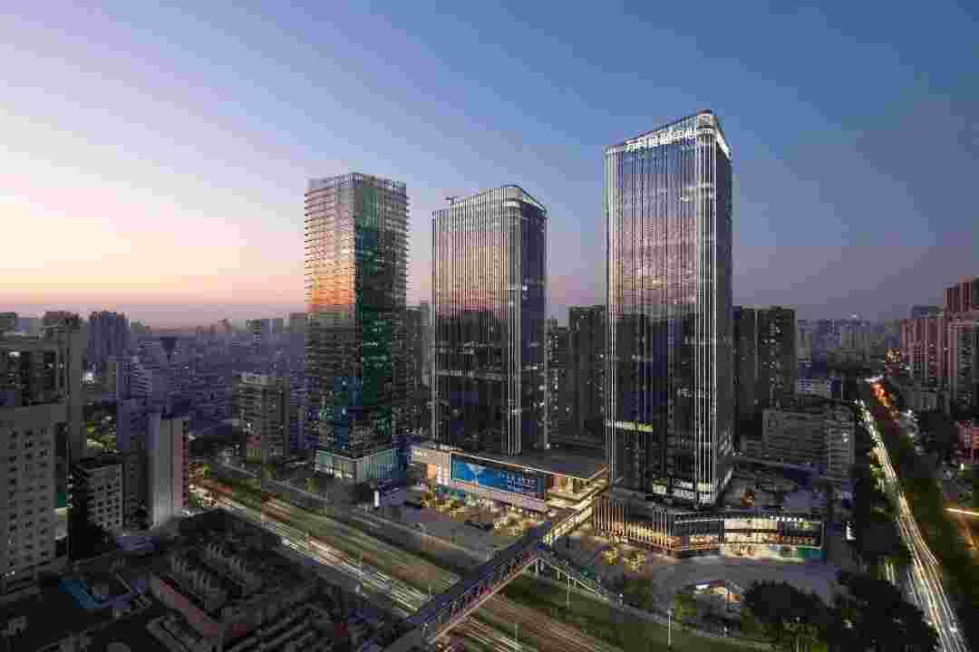 佛山禅城公寓万科金融中心好不好?总价3X万起酒店商场公园地铁全能配套