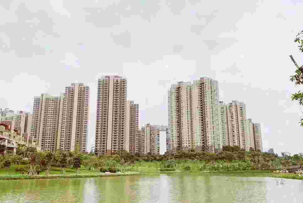 佛山博爱湖带装现房,美立方花园约800米地铁口石门系学校环绕