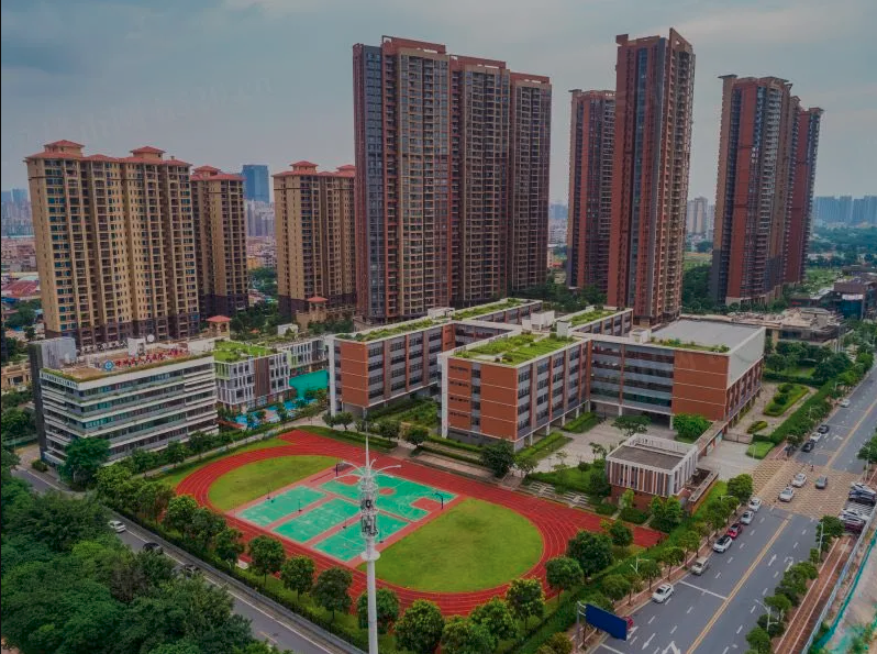 泷景花园房价.png